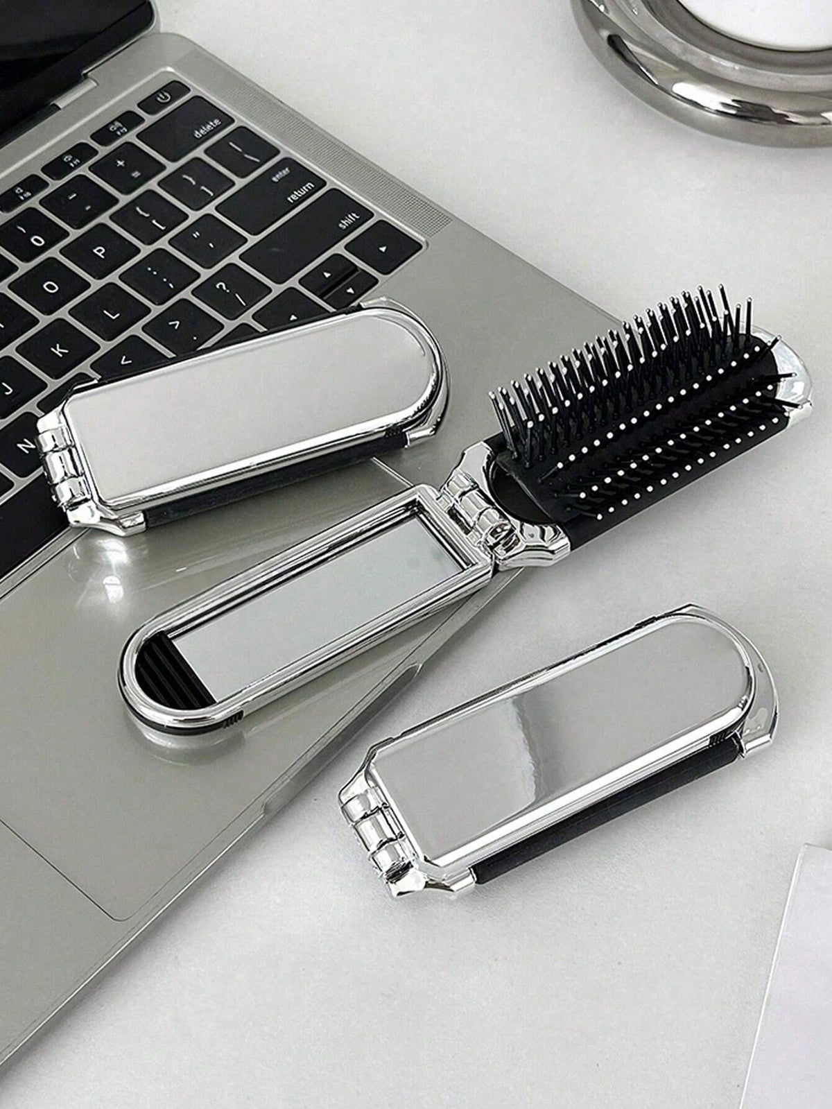 1pc Foldable Silver-Tone Metallic Comb With Built-In Mirror, Compact & Portable