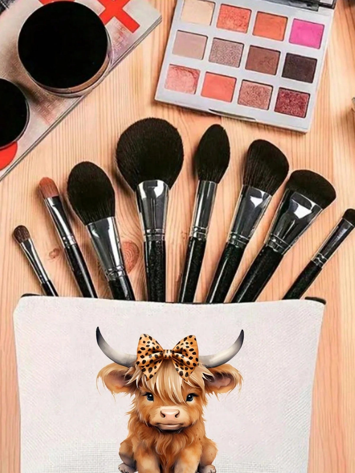 2/1pc Charming Highland Cow Theme Makeup Bag- Lightweight Odorless Polyester Toiletry Bag, Suitable For Nature Lovers And Women, Cartoon Fun Multi-Functional Canvas Bag, Essential Makeup Bag: Girls M