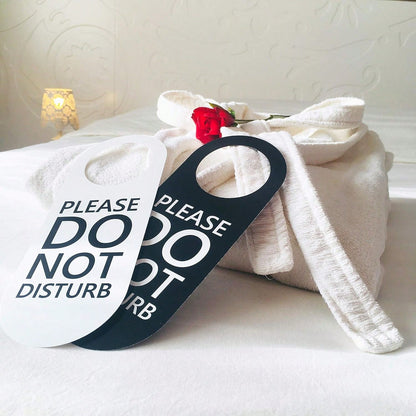 2/4pcs Do Not Disturb Door Hangers, Minimalist Modern Black & White Double-Sided Privacy Signs For Office, Meeting Room, Hotel, Bedroom, Study, Productivity Tool Aesthetic, 8.27x3.54 Inches