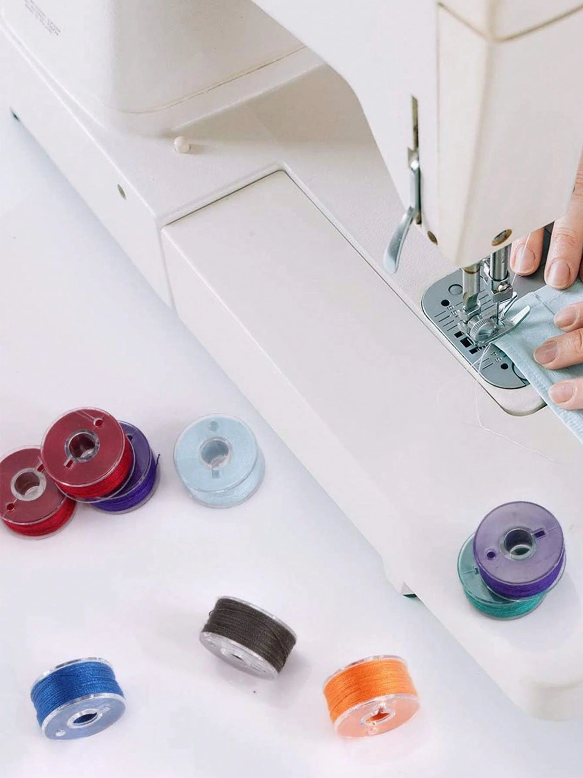 30/50/100pcs Pre-Wound Sewing Bobbin Thread, Size A 15 Class, Random 36 Colors Polyester Bobbin Thread, Suitable For Brother/Singer/Babylock/Janome Sewing Machines