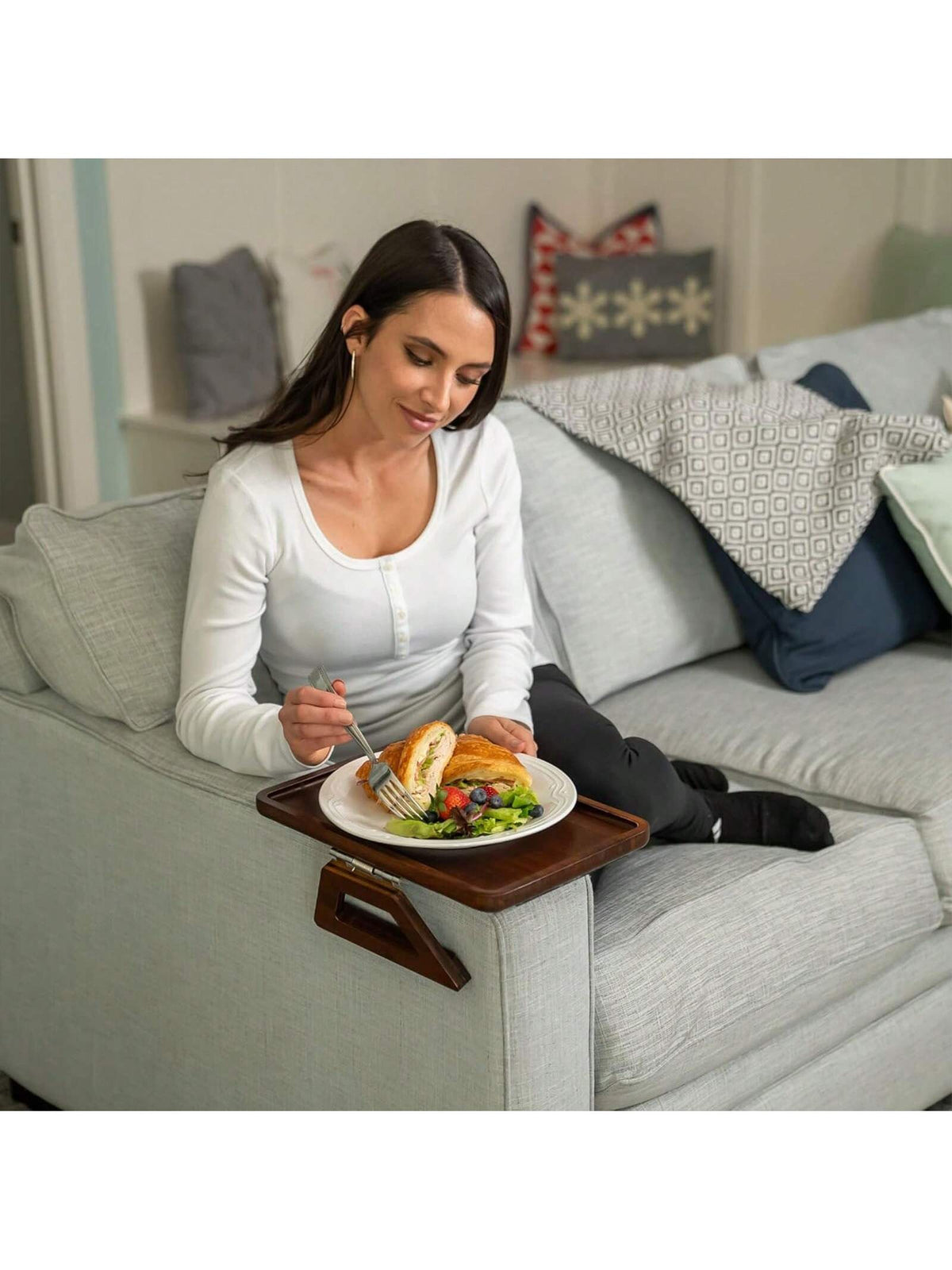 Couch Arm Table,Sofa Arm Clip Table,Bamboo Trayble Couch Arm Table, Clip On Tray Sofa Table For Couches. Sofa Arm Tray, Armchair Table For TV Dinners, Remotes, Drinks And Snacks, Brown