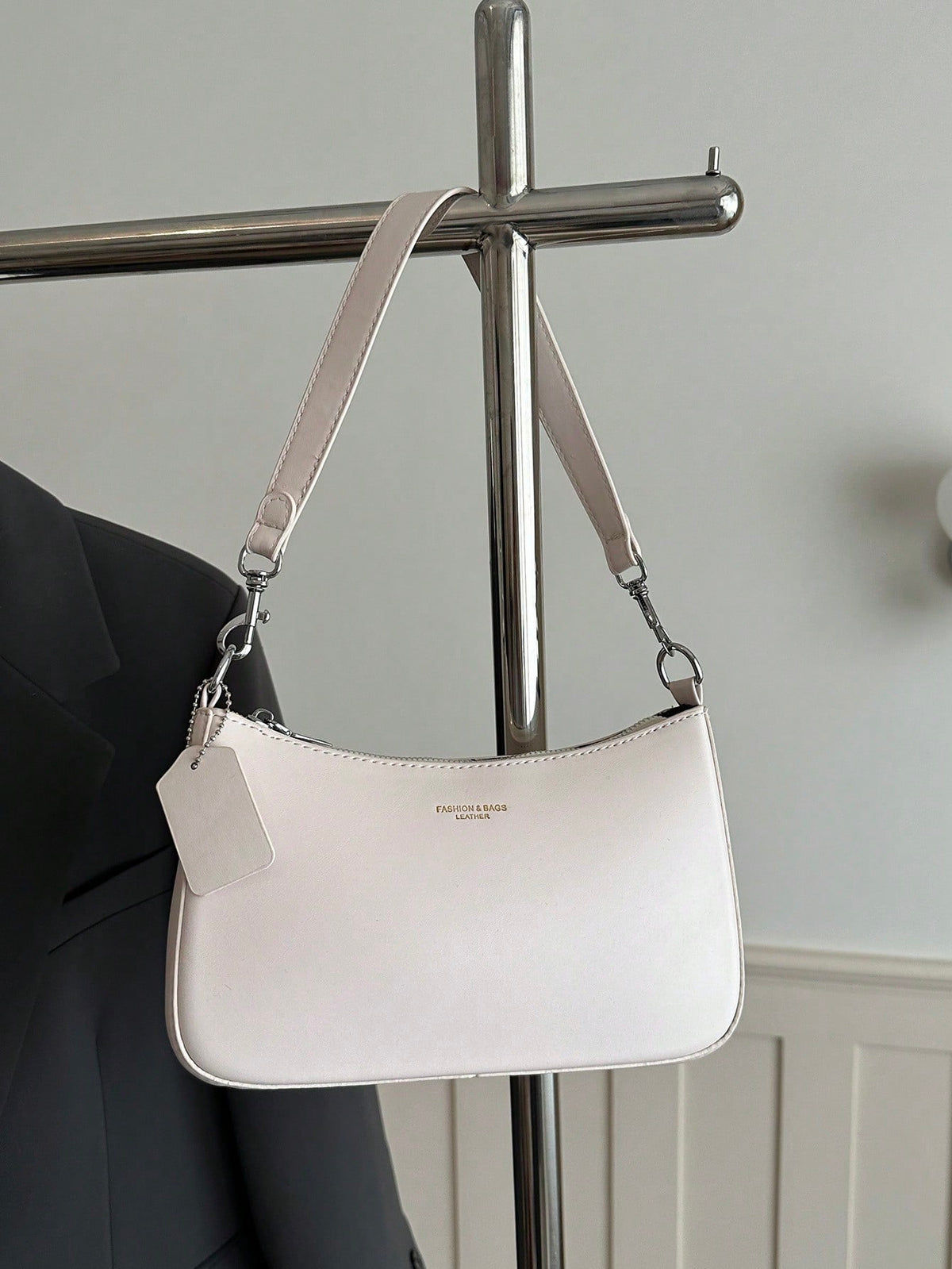 Elegant Solid Color Handbag With Pendant, Classic Versatile Fashion Letter Decor Women's Shoulder Crossbody Bag, Suitable For Shopping, Wallet, Young Ladies, College Students, Newlyweds, Office Worker