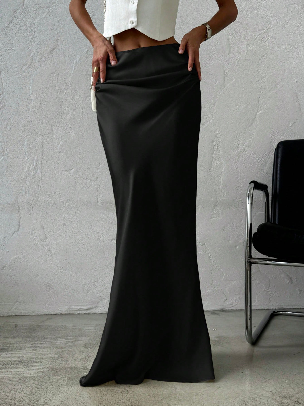 Firerie Women's Elegant Minimalist Romantic Date/Office Versatile Solid Satin Maxi Skirt, Apricot, Suitable For Autumn/Winter