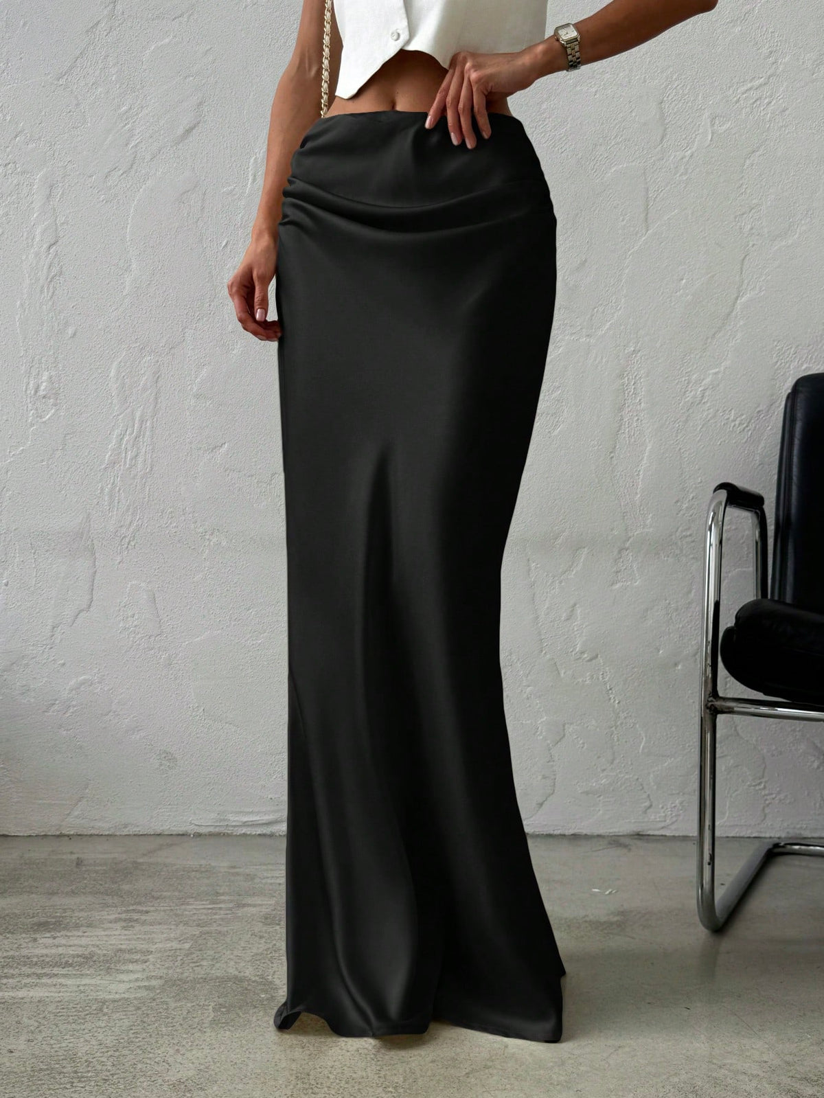 Firerie Women's Elegant Minimalist Romantic Date/Office Versatile Solid Satin Maxi Skirt, Apricot, Suitable For Autumn/Winter