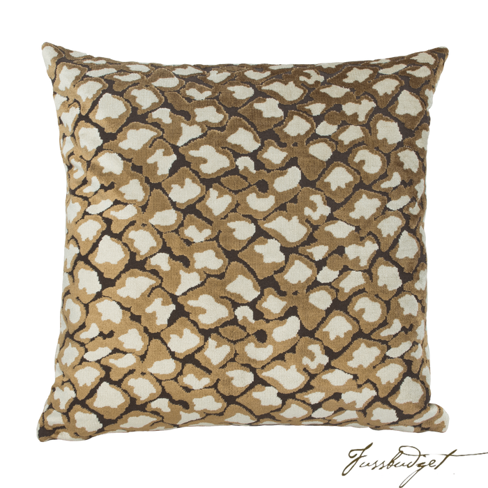 Kendrick Pillow - Chocolate-Fussbudget.com