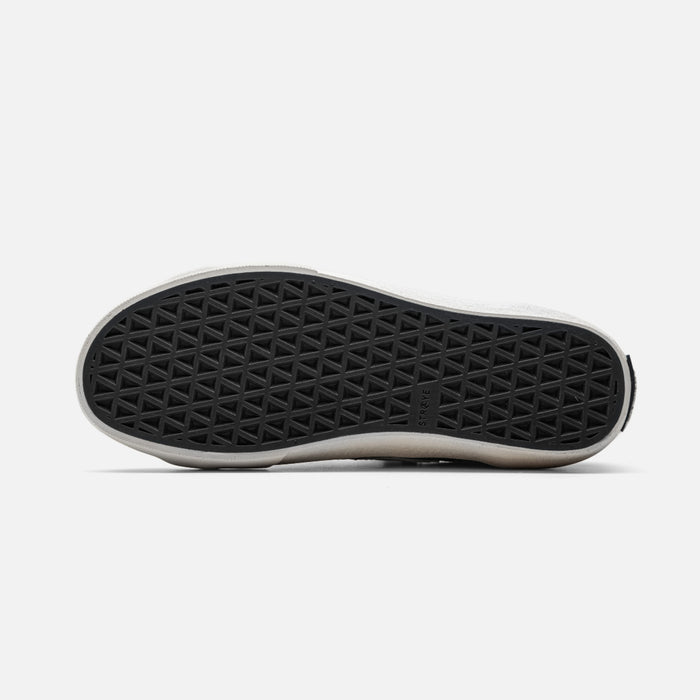 LOGAN - BLACK FLAME - Bottom View