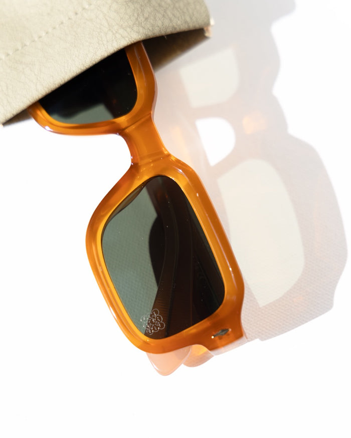 mikan select mila shades