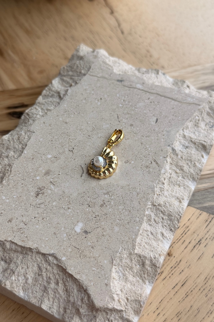 Pearl Tide Charm