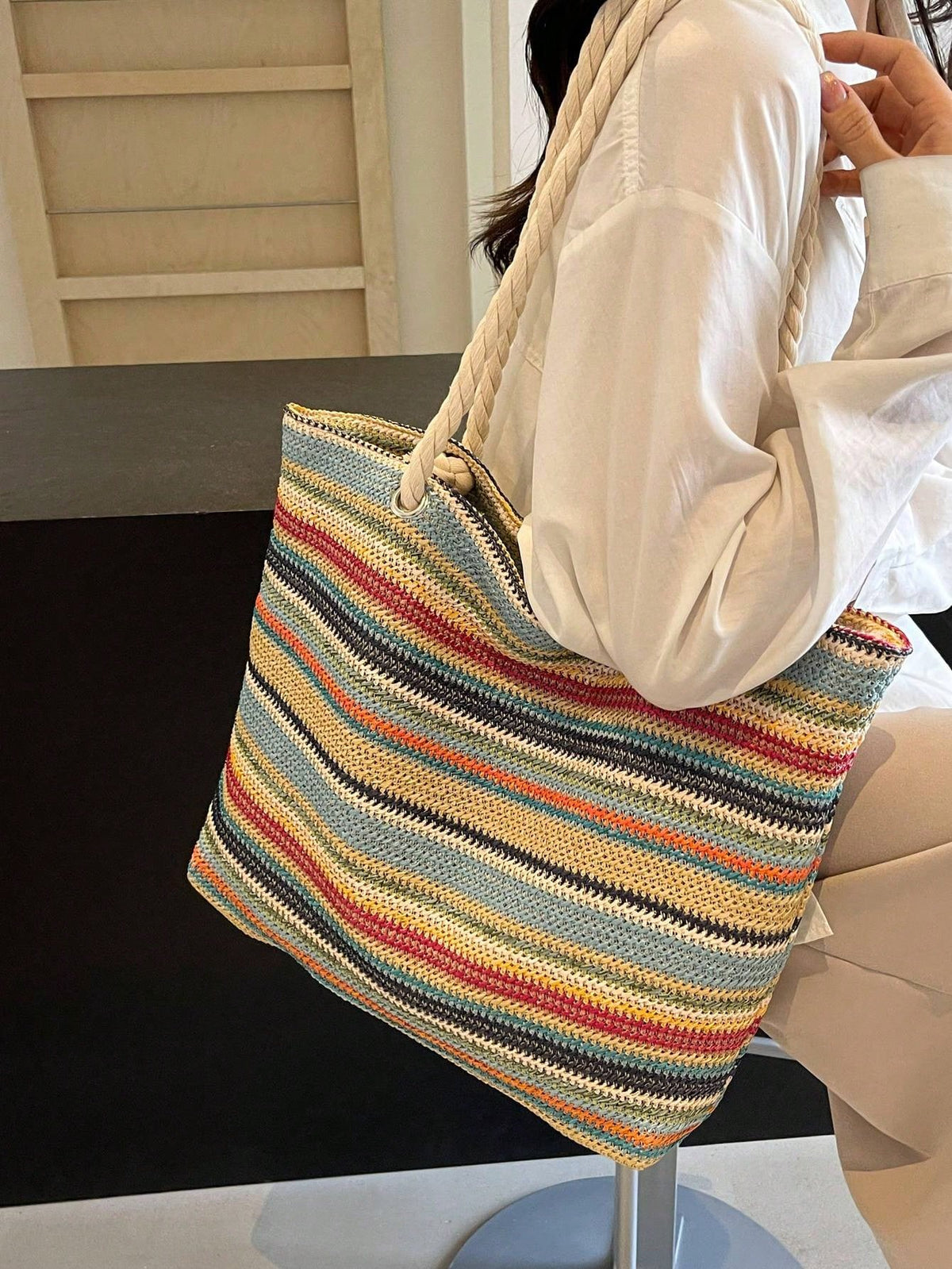 Simple And Large Capacity Rainbow Shoulder Tote Bag,Straw Bag