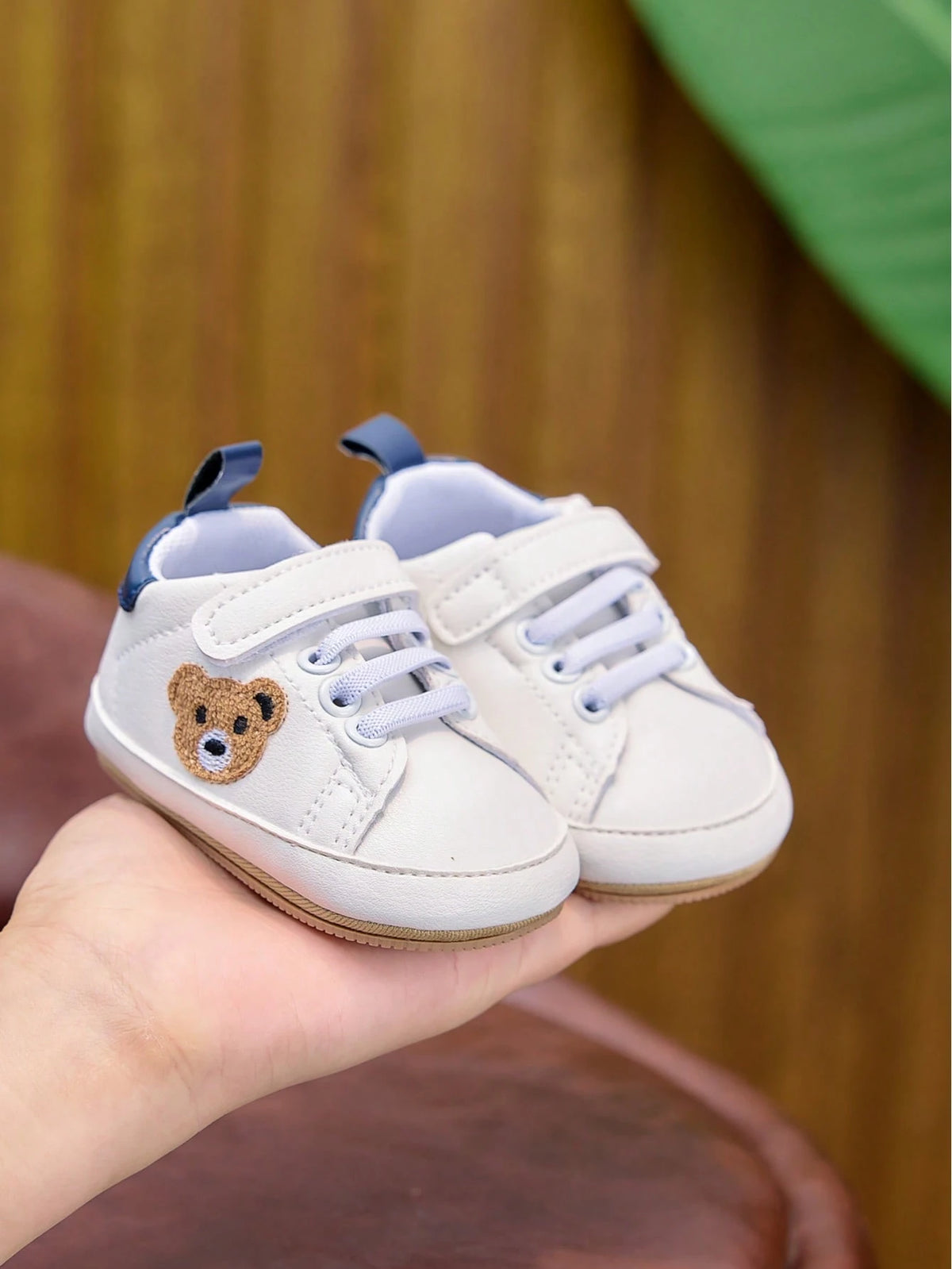 Soft Bottom Casual Infant Sports Shoes, Hook And Loop Closure, Toddler Shoes For 0-1 Year Old Boys & Girls, Suitable For Spring, Summer, Autumn, Winter, 0-6-12 Months, Soft Newborn Little White Shoes